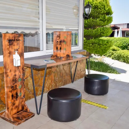 Отель Altinkum 3*