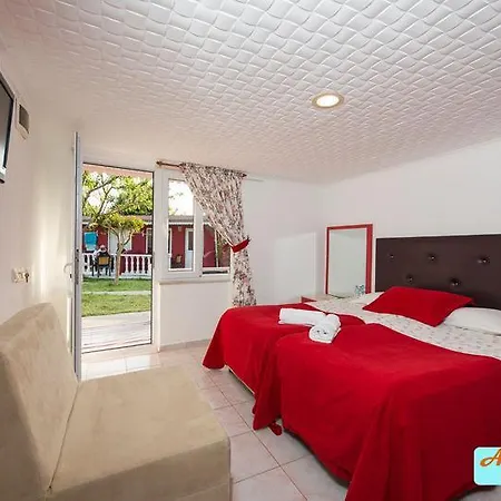 Отель Altinkum Сиде